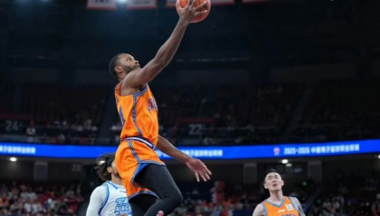 九游体育视频回放-CBA最新消息！曝上海男篮裁掉弗格，赵继伟正式复出